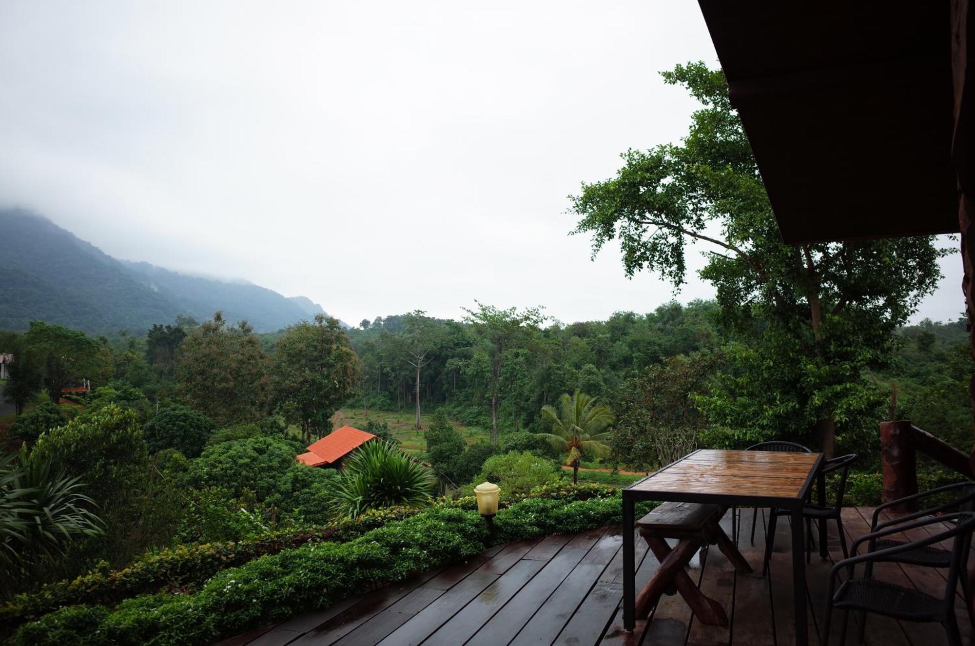 Hotel Nuyu Khaoyai Pong Talong Esterno foto